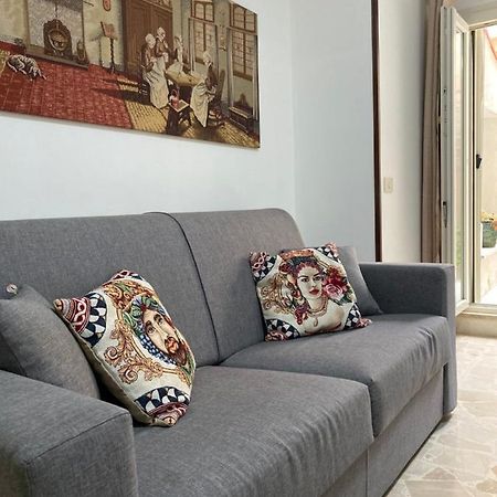 November House Cefalu Exterior photo