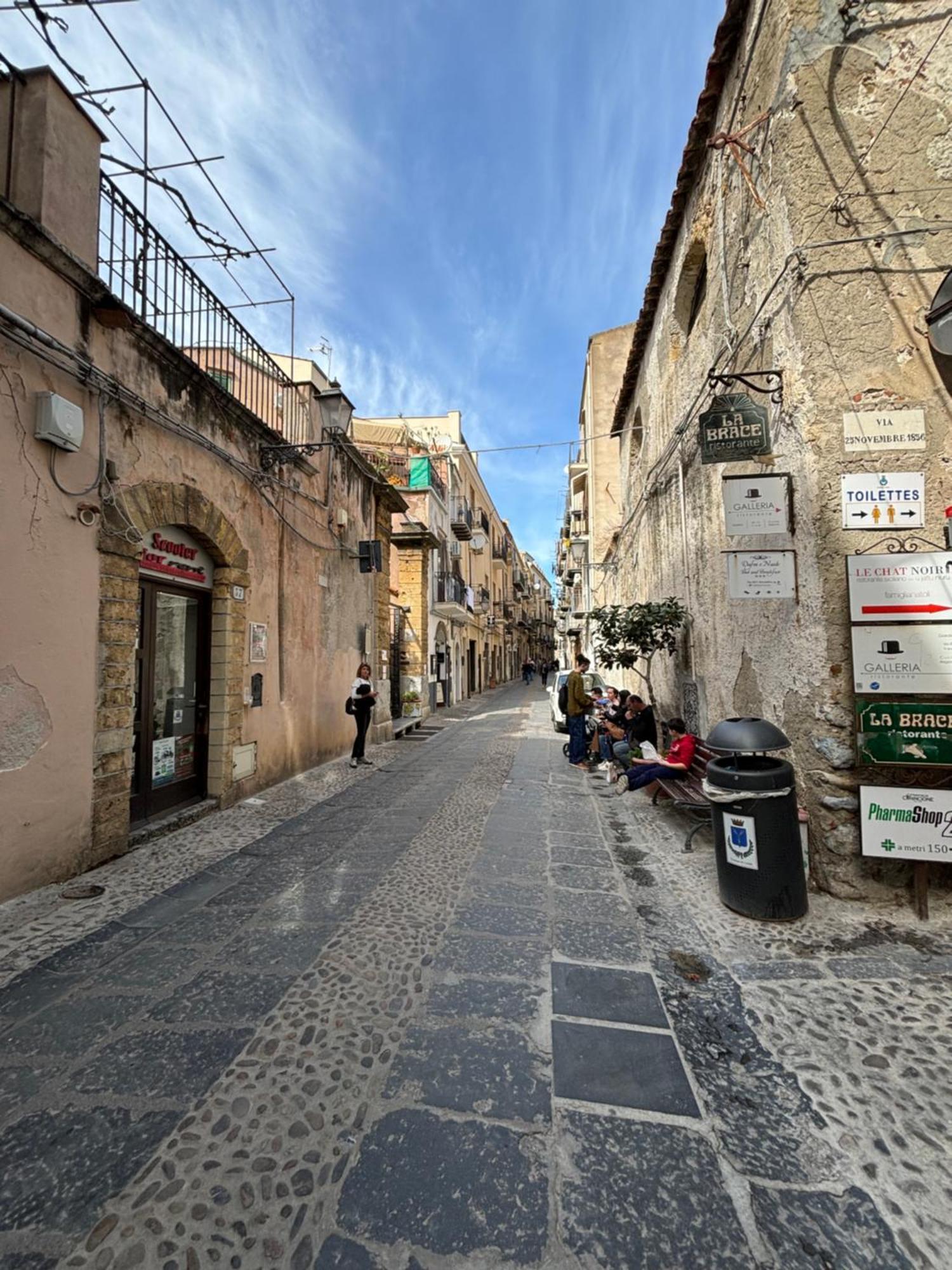 November House Cefalu Exterior photo